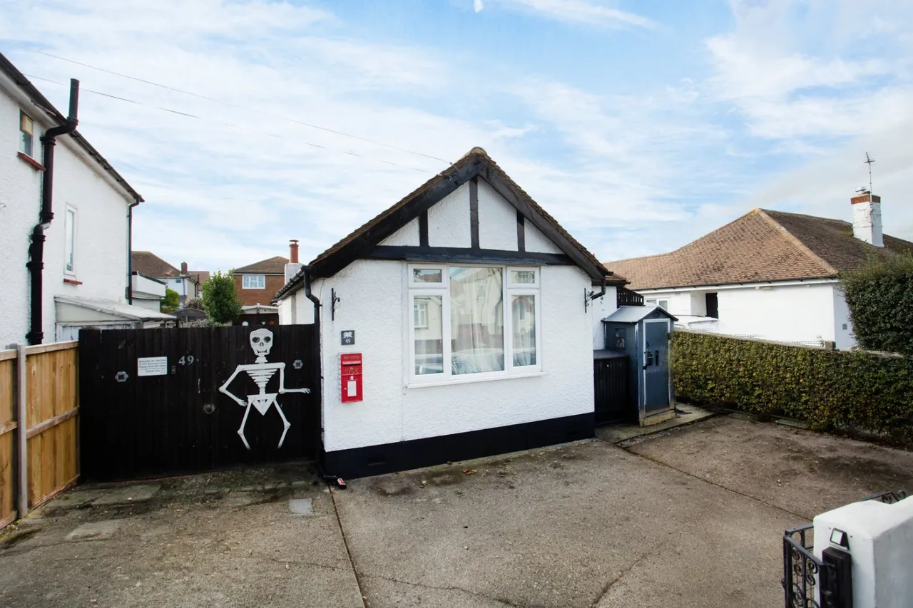2 bed house for sale, Central Avenue, Herne Bay, CT6