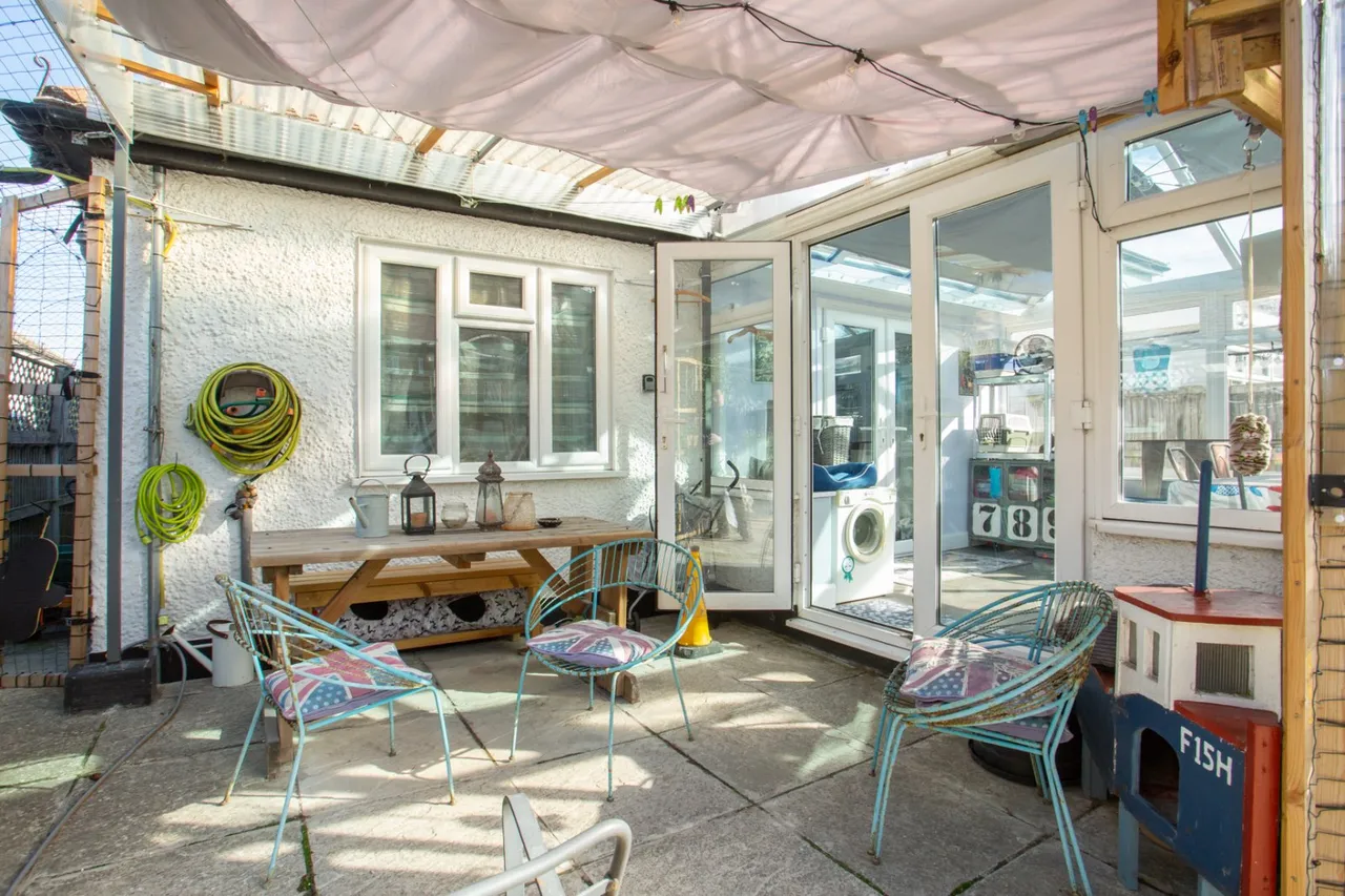 Central Avenue, Herne Bay, CT6, photo 11