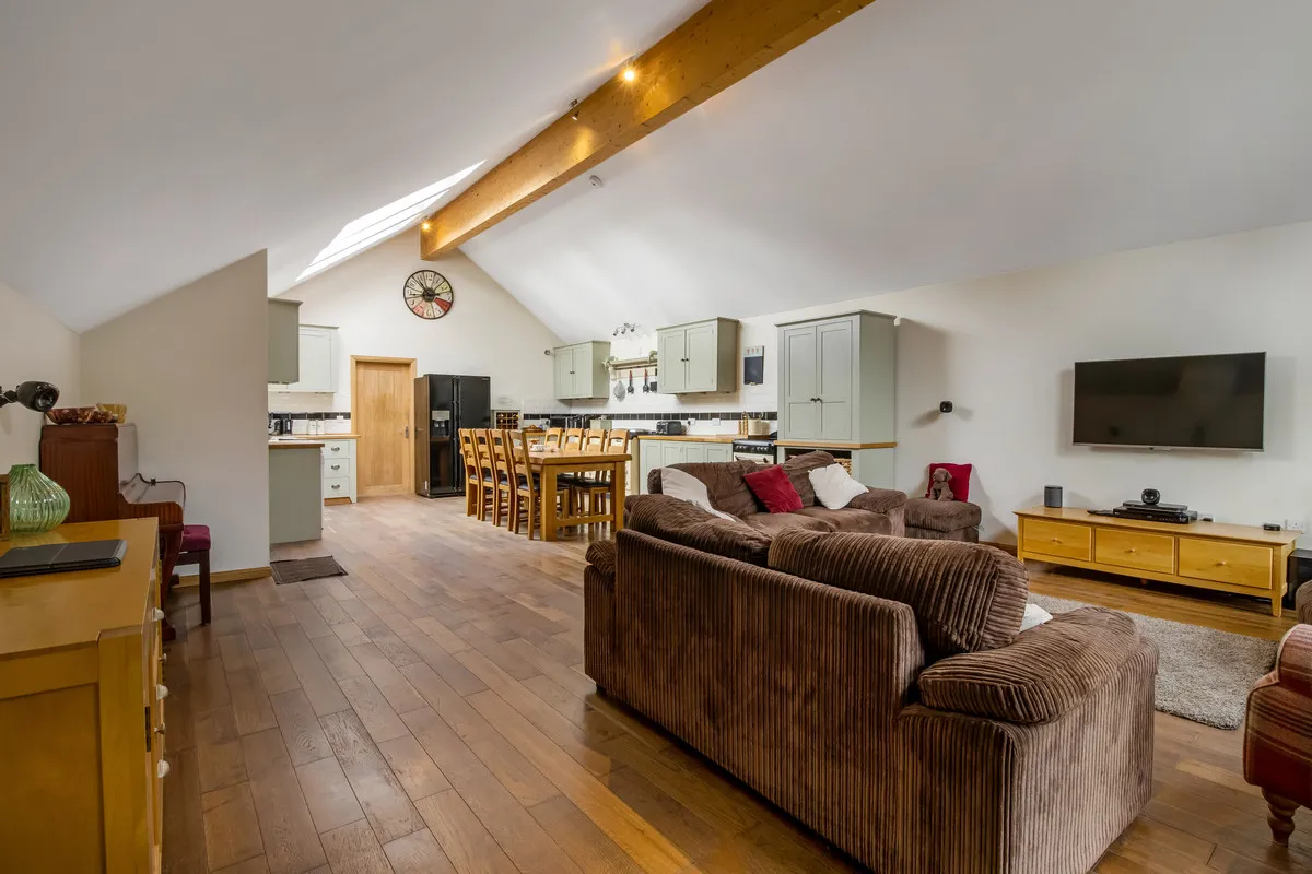Corston, Malmesbury, SN16, photo 5