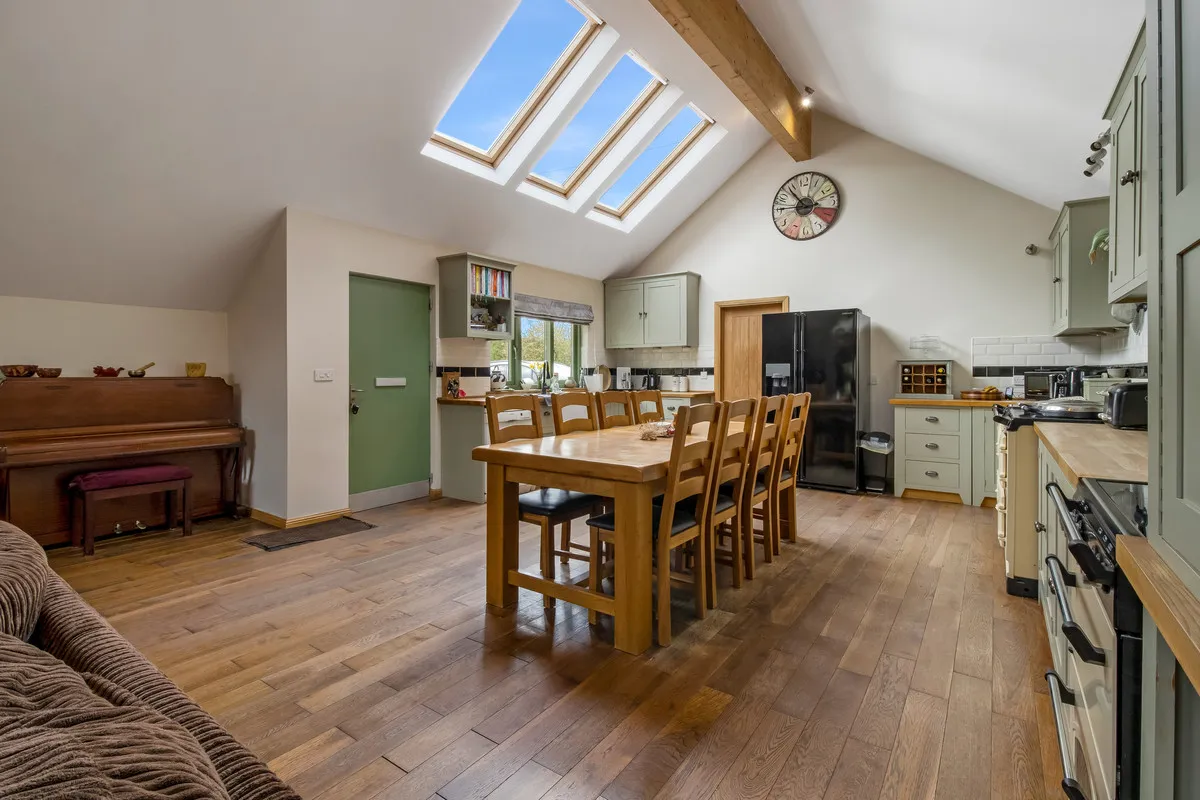 Corston, Malmesbury, SN16, photo 7