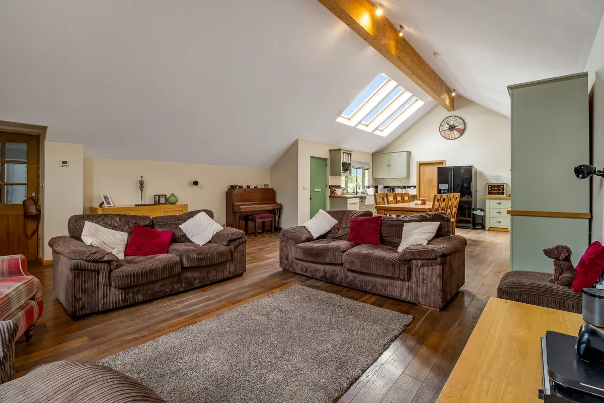 Corston, Malmesbury, SN16, photo 4