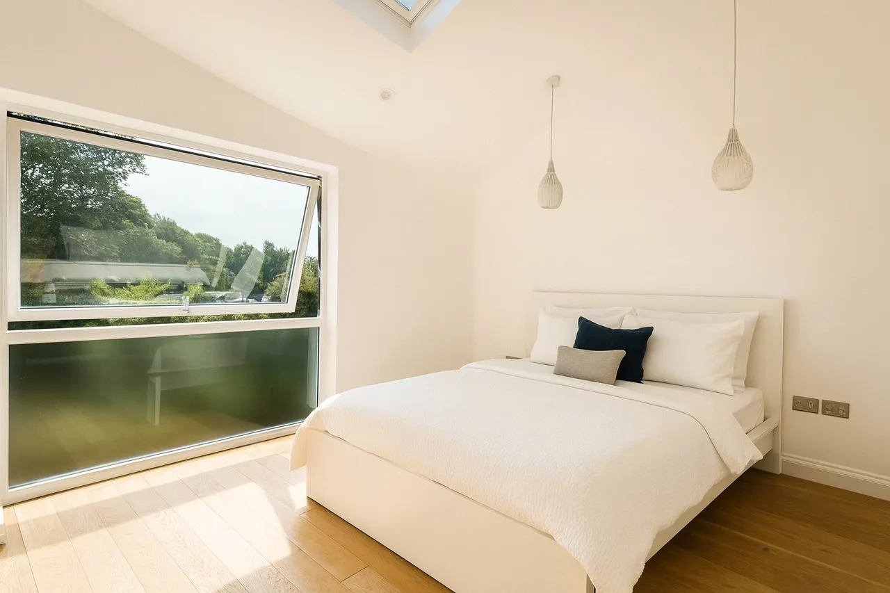 Lower Teddington Road, Hampton Wick, KT1, photo 8