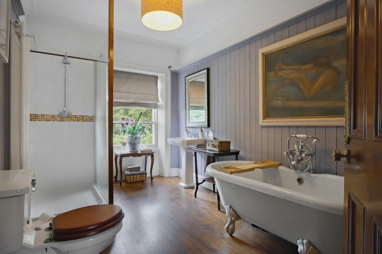 Victoria Road, Holywood, BT18, photo 38