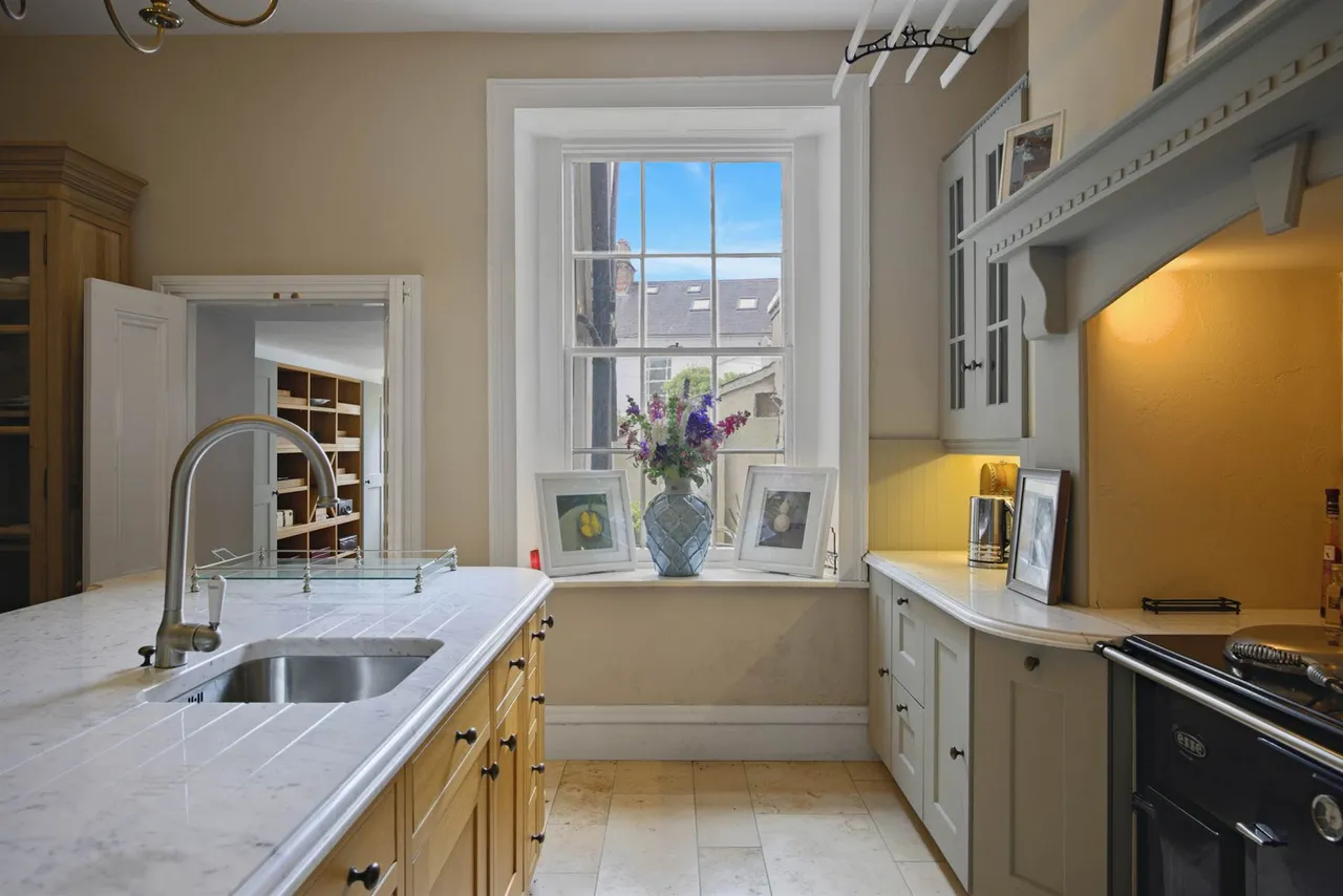 Victoria Road, Holywood, BT18, photo 11