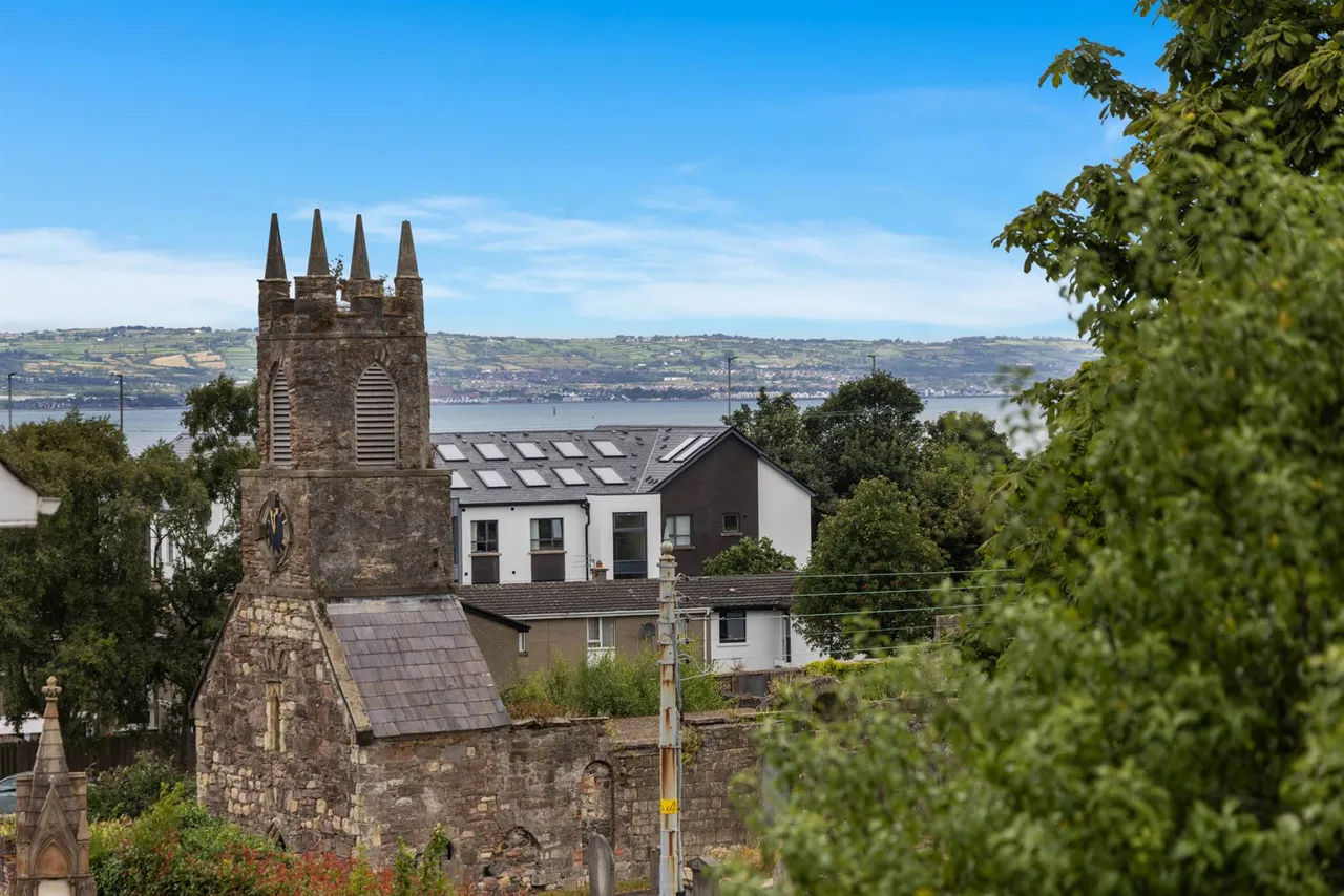 Victoria Road, Holywood, BT18, photo 45