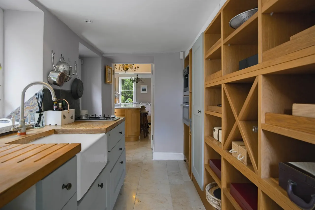 Victoria Road, Holywood, BT18, photo 22