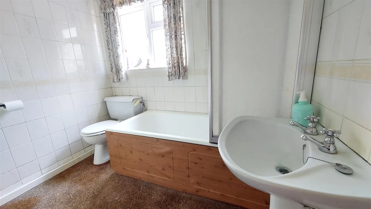 Main Road, Dyke, PE10, photo 7