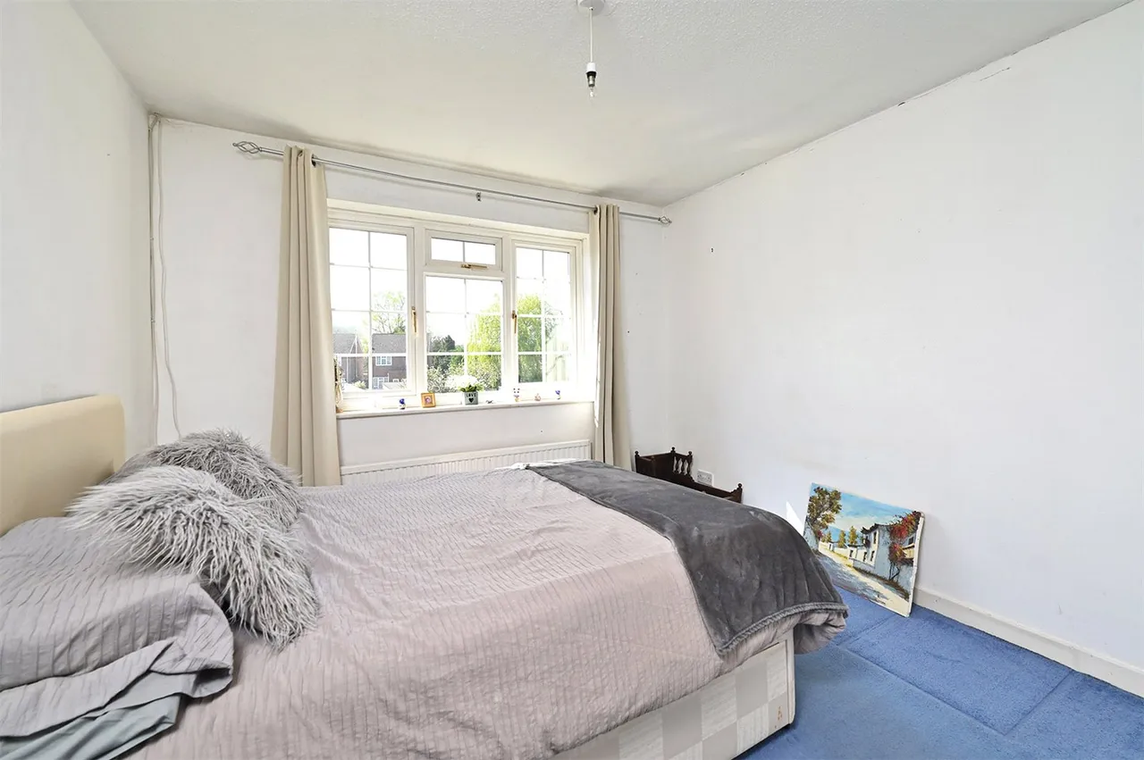 Brewers Close, Farnborough, Hampshire, GU14 8NR, photo 8