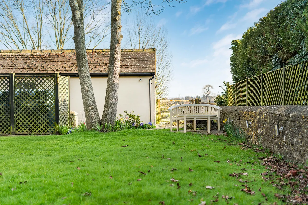 Main Road, Fyfield, photo 11
