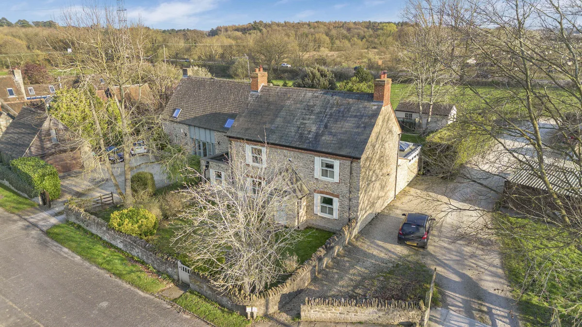 Main Road, Fyfield, photo 17
