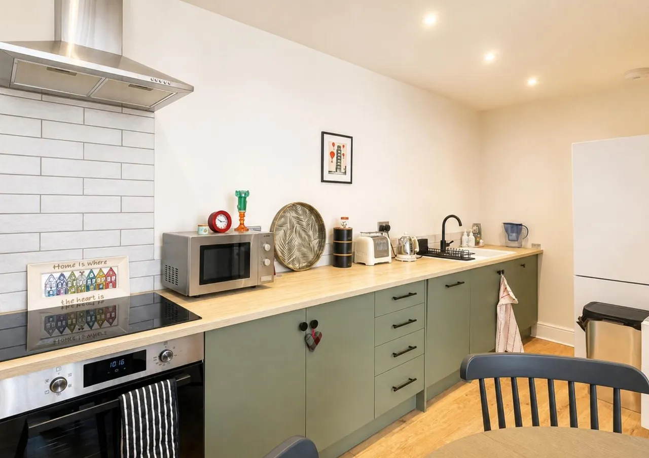 Bath Street, Frome, Somerset BA11 1DN, photo 3