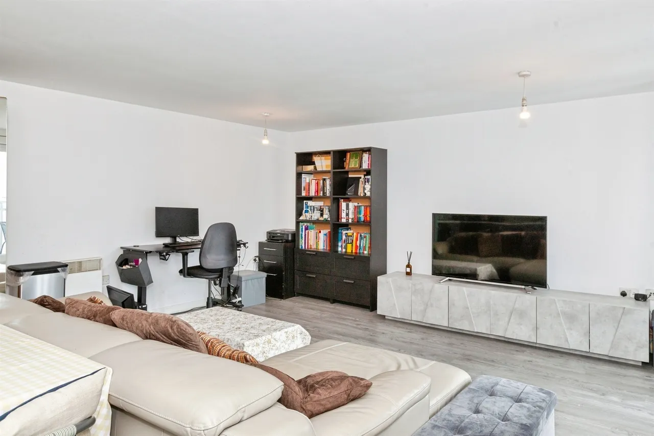 Mill Street, Slough, SL2, photo 14