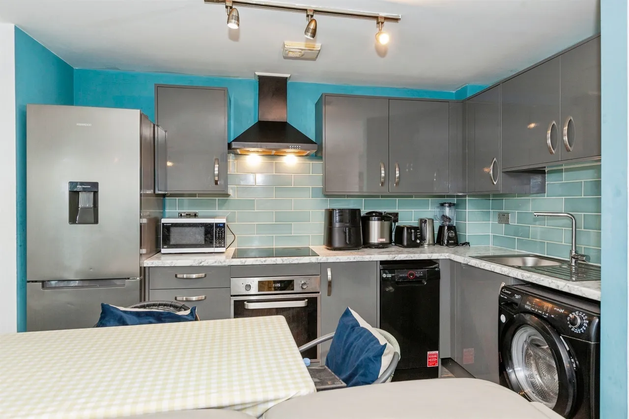 Mill Street, Slough, SL2, photo 3