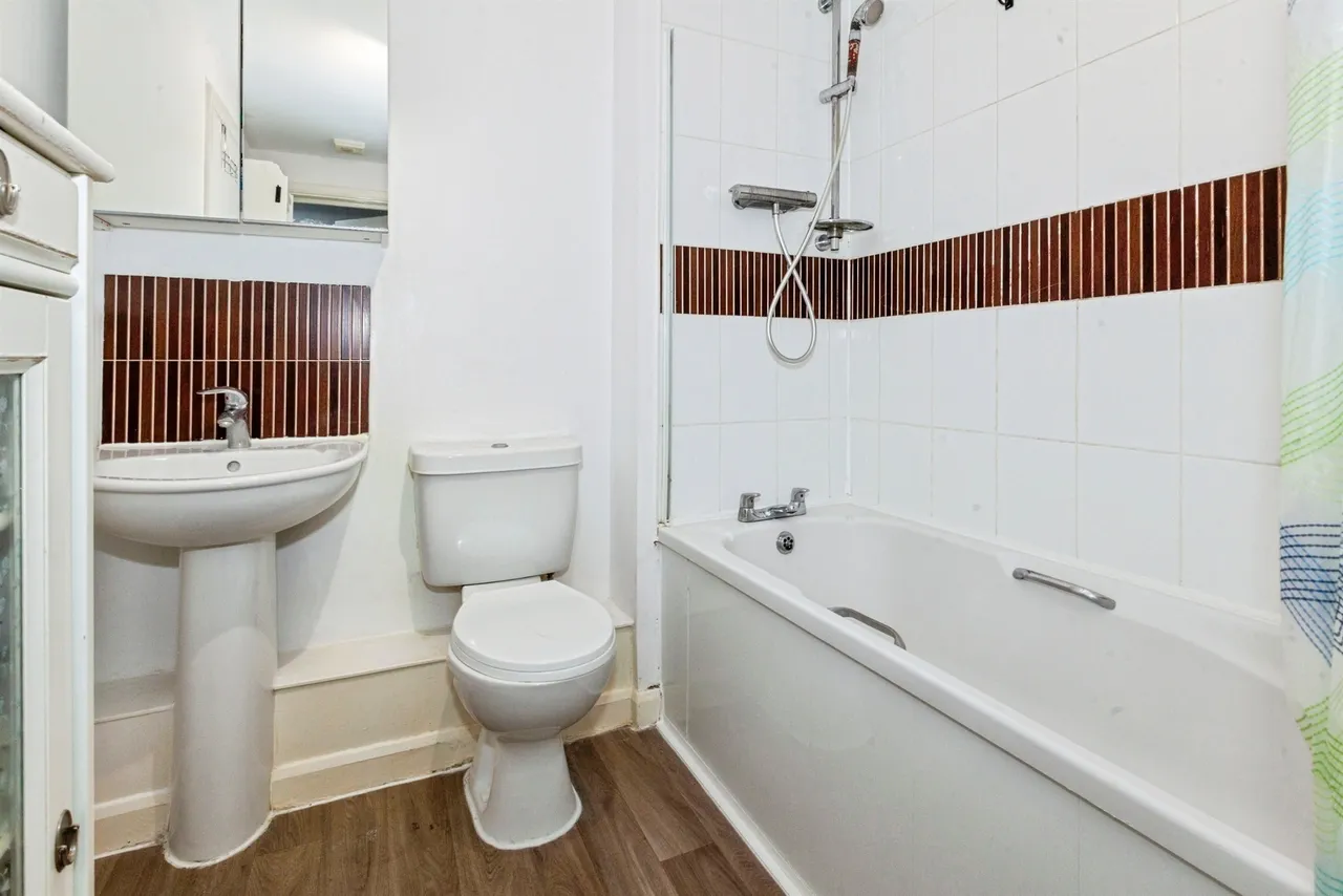 Mill Street, Slough, SL2, photo 9