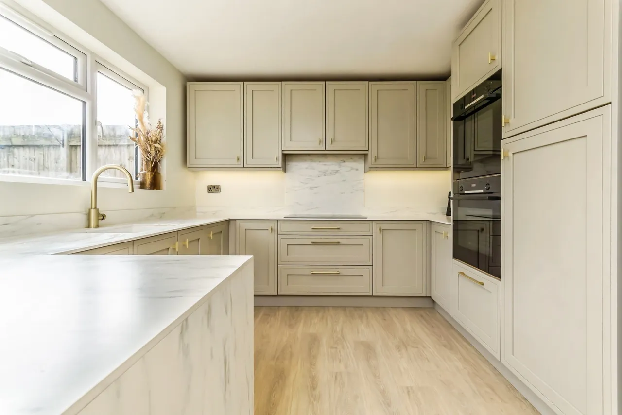 Homestead Way, New Addington, Surrey, CR0, photo 5