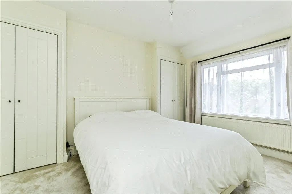 Homestead Way, New Addington, Surrey, CR0, photo 8