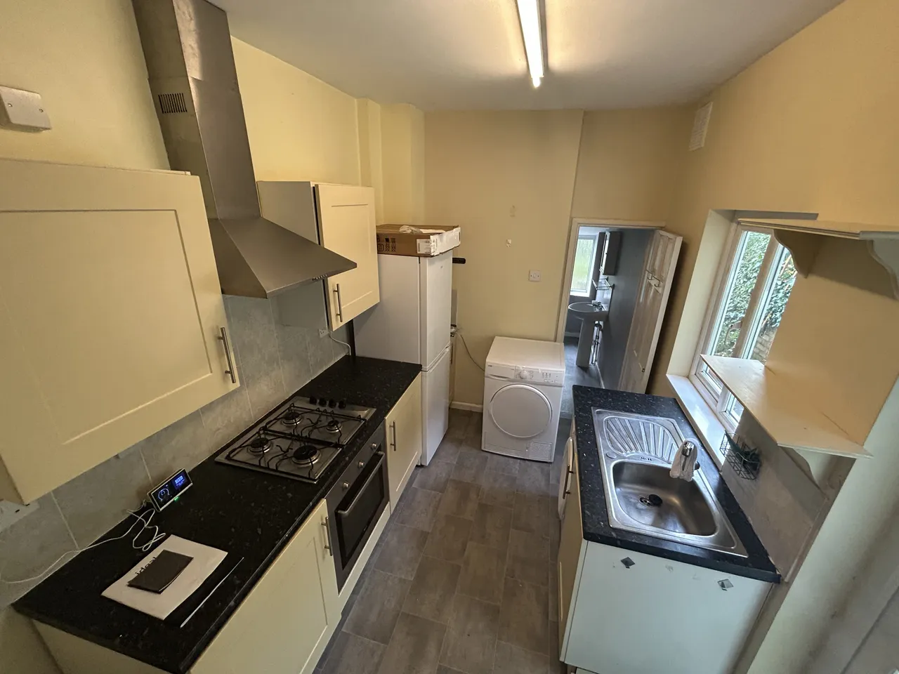 William Street, Swindon, SN1, photo 4