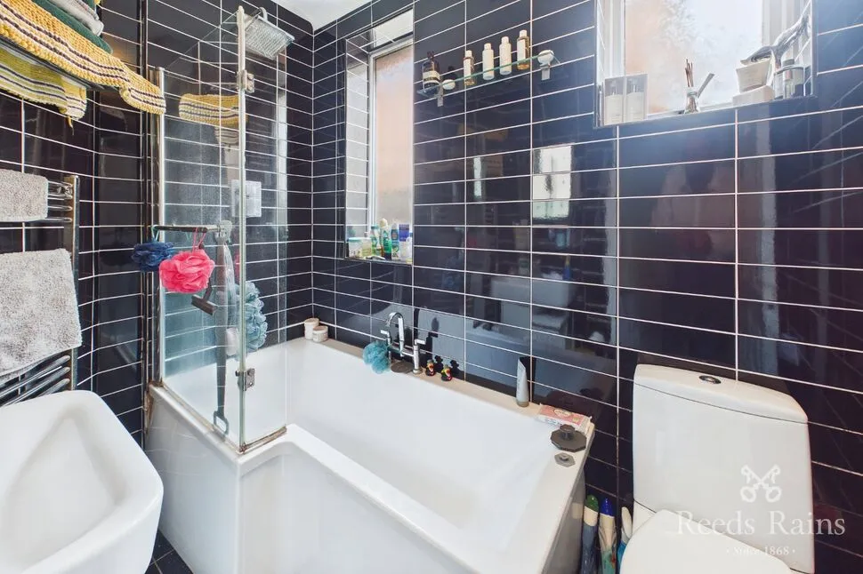 Victoria Road West, Prestatyn, LL19, photo 8