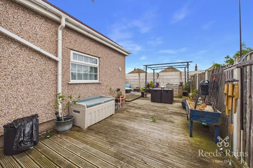 Victoria Road West, Prestatyn, LL19, photo 12