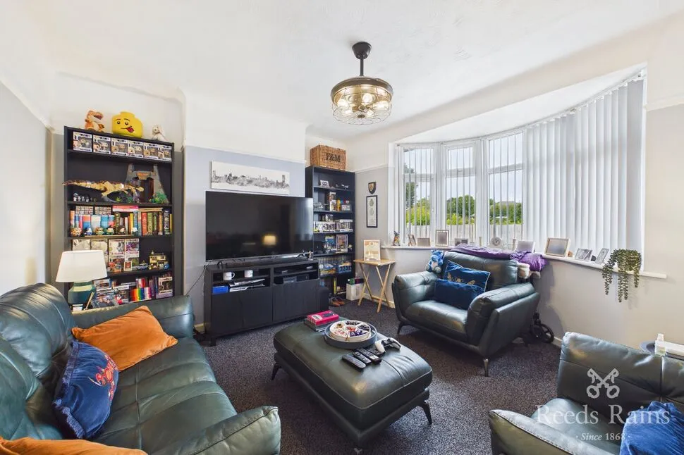 Victoria Road West, Prestatyn, LL19, photo 2