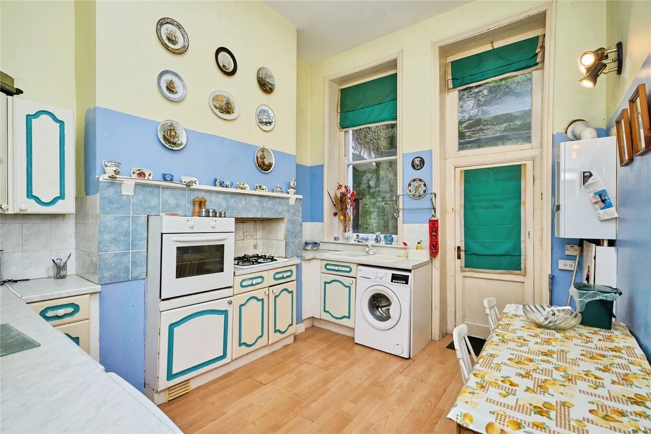 Grove Road, Ventnor, PO38, photo 10