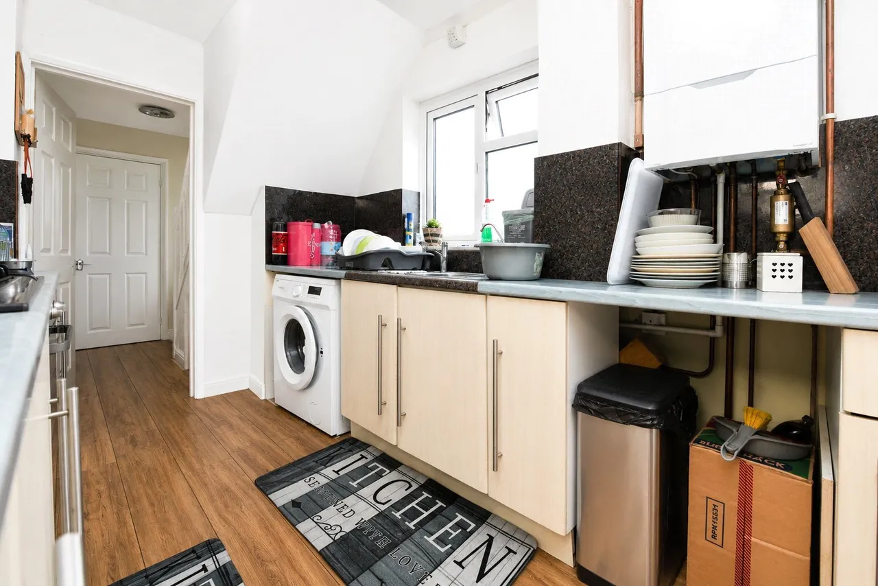 Sandon Road, Basildon, Essex, SS14, photo 6