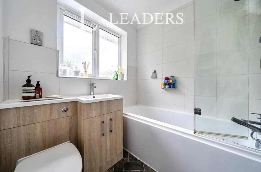 Amberley Close, Tonbridge, TN9, photo 5