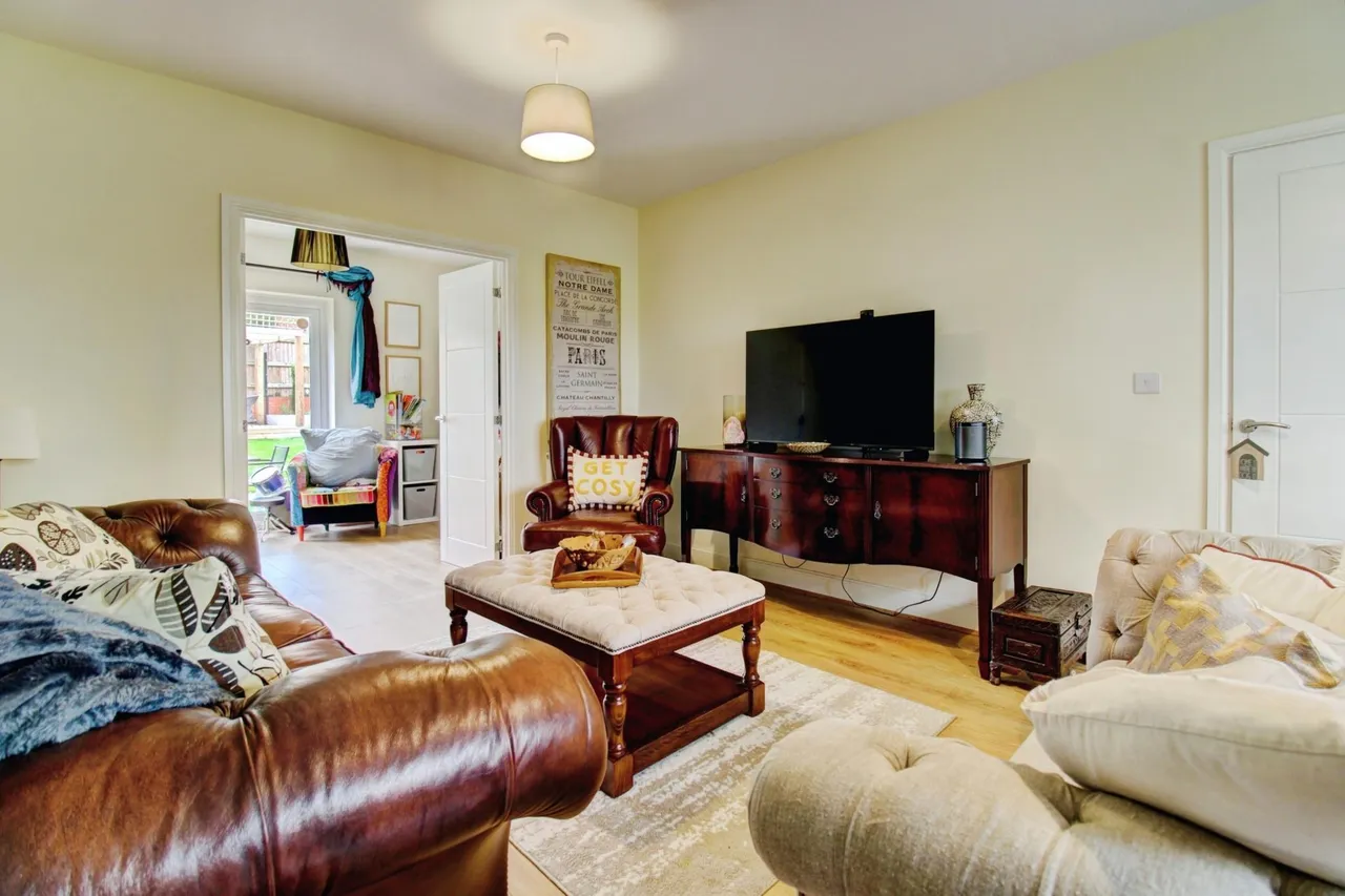 Fleming Drive, Lichfield, WS13, photo 10