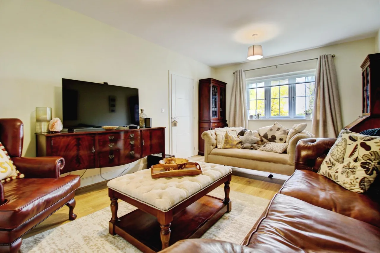 Fleming Drive, Lichfield, WS13, photo 9