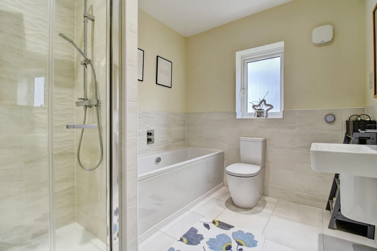 Fleming Drive, Lichfield, WS13, photo 28