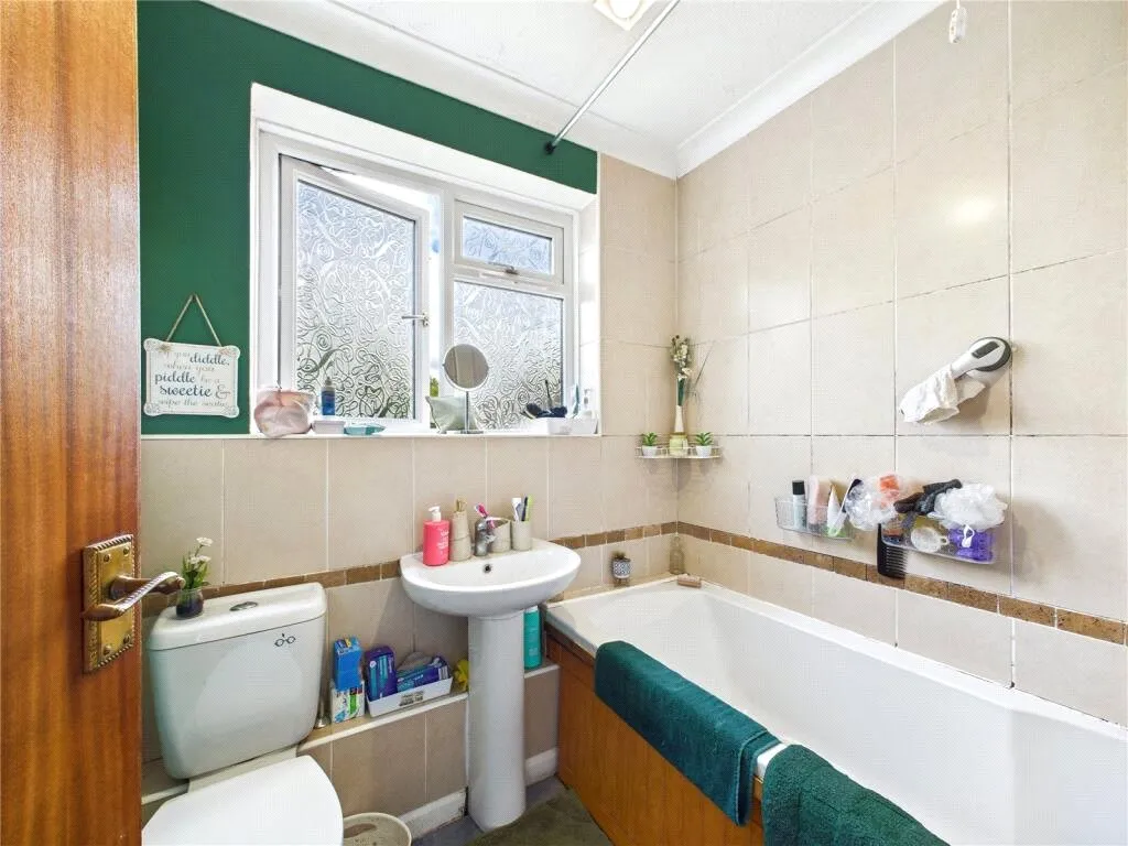 Mill Lane, Bradfield, CO11, photo 9
