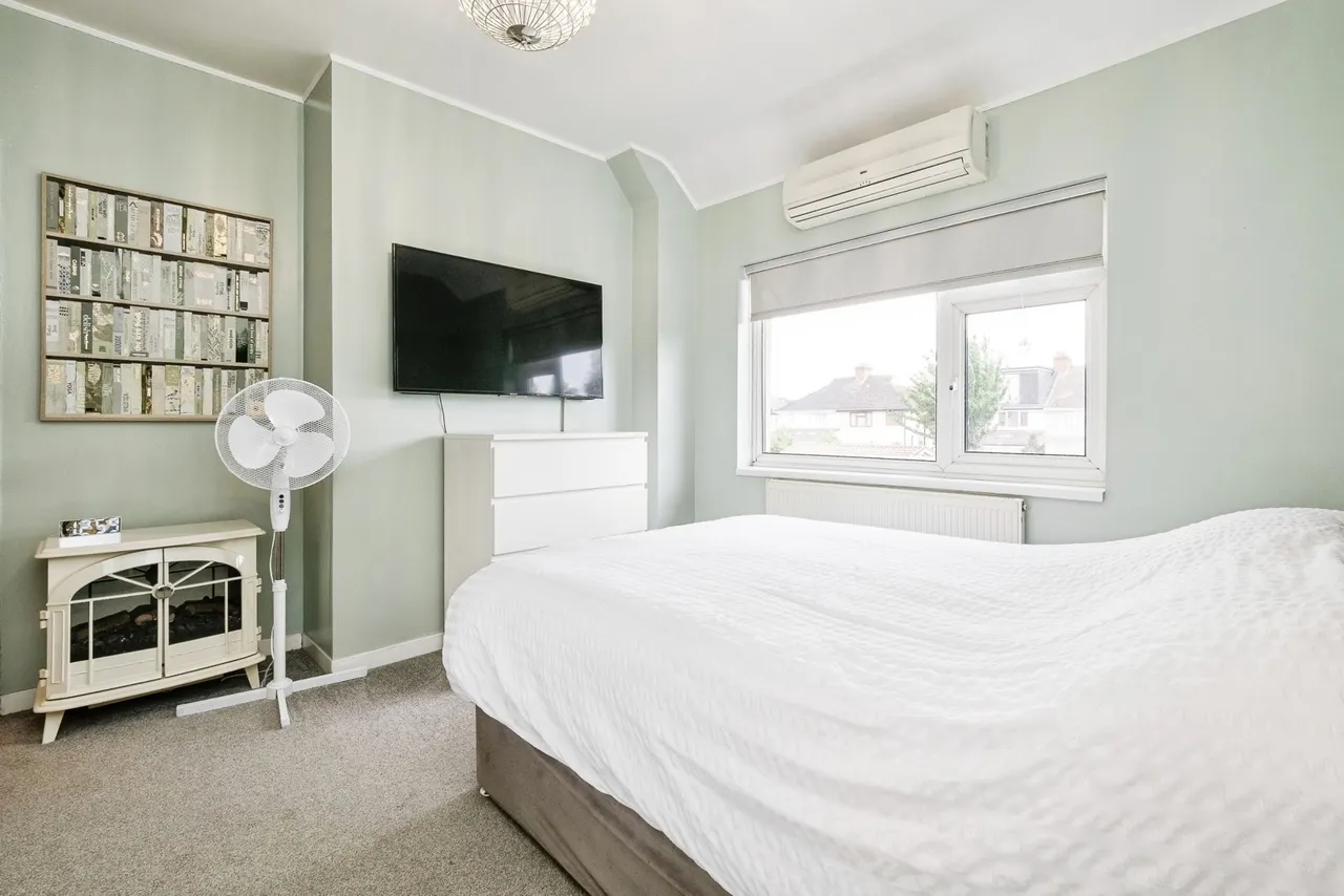 Stanley Road, Hornchurch, RM12, photo 22