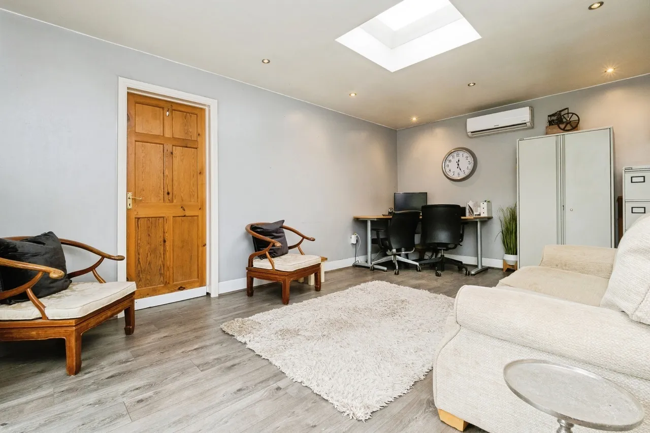 Stanley Road, Hornchurch, RM12, photo 30