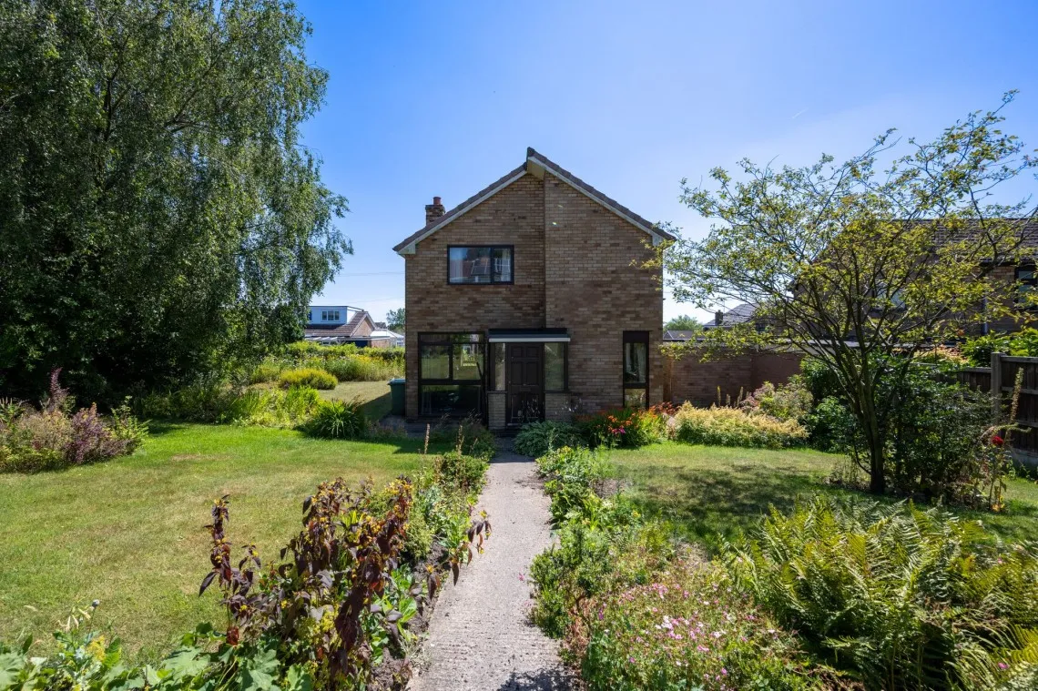 Greenslate Avenue, Appley Bridge, WN6, photo 2