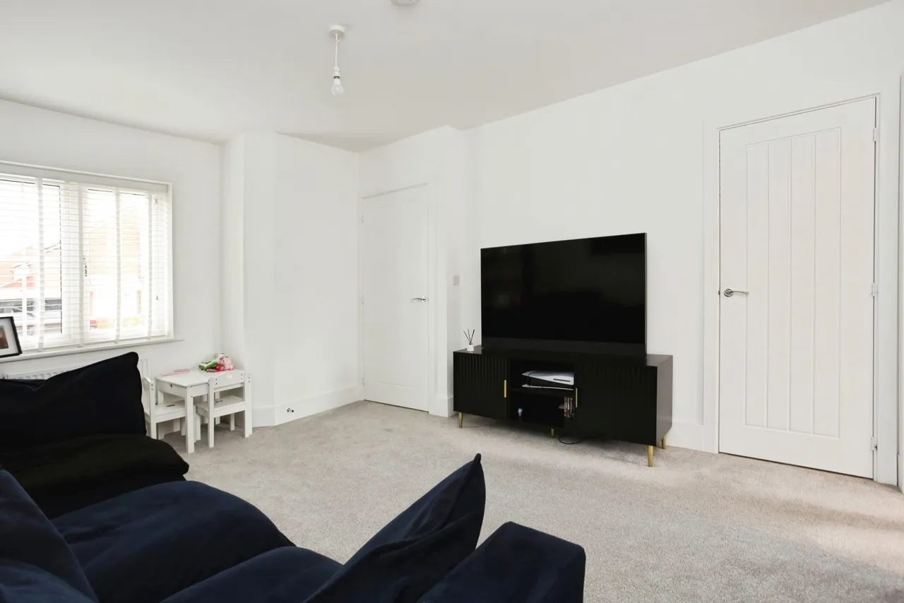 Reeves Avenue, Paddock Wood, TN12, photo 4