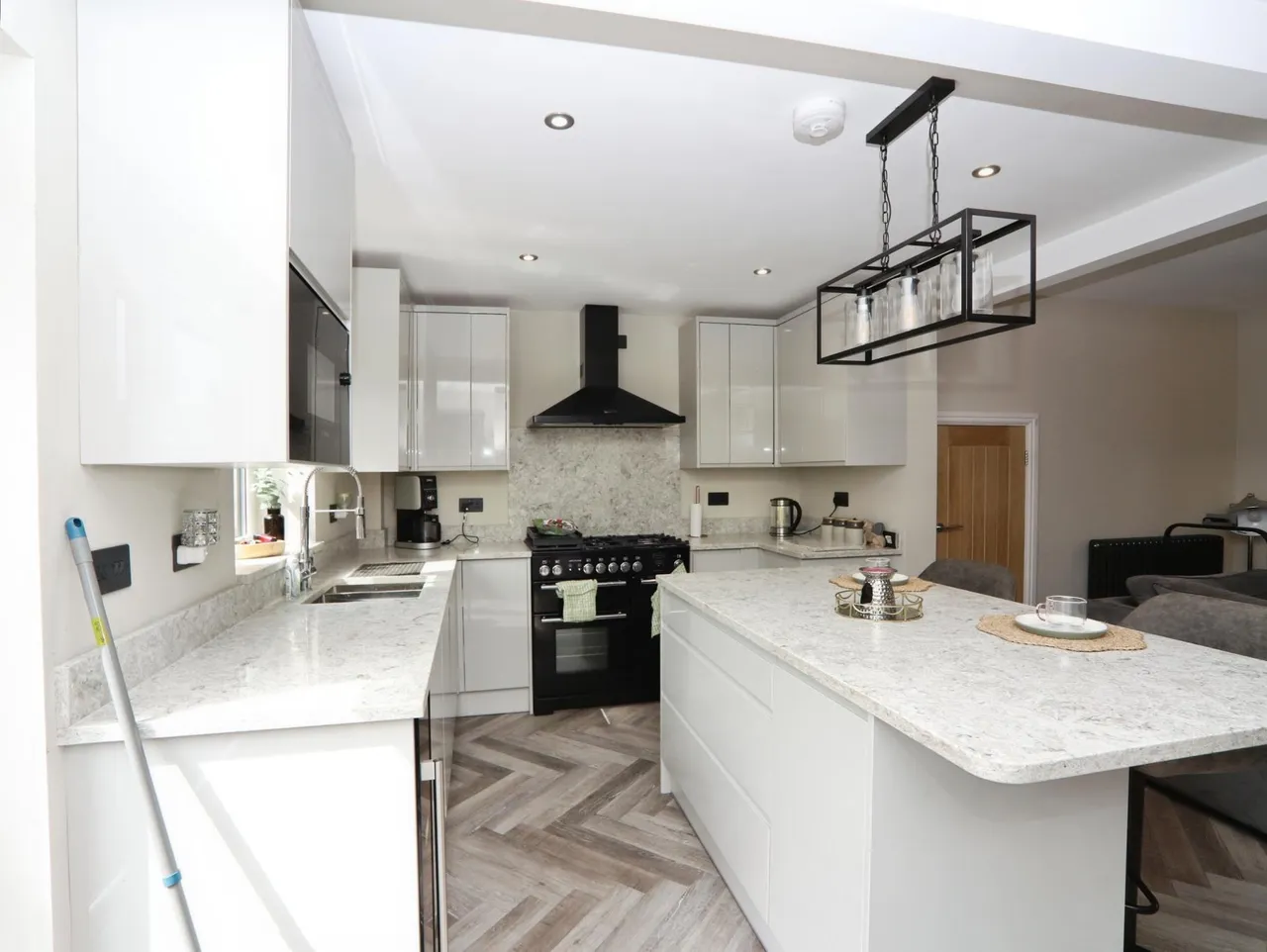 Forest Avenue, Hengoed, CF82, photo 10