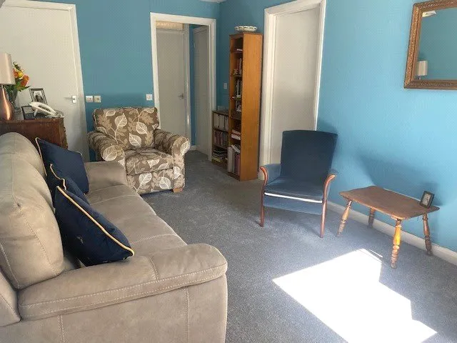 St. Marys Close, Alton, GU34, photo 4