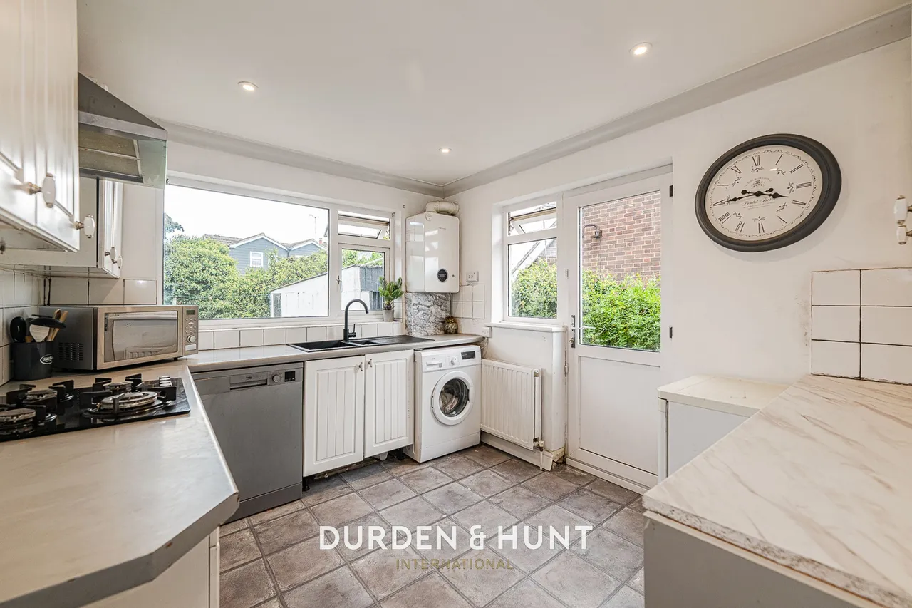 Kendal Close, Hullbridge, SS5, photo 4