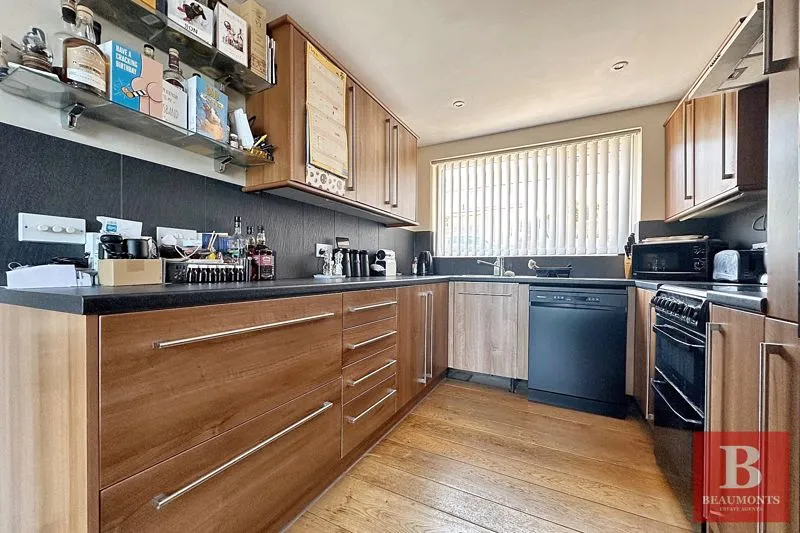Lambourne Close, Brighton BN1 7FJ, photo 4