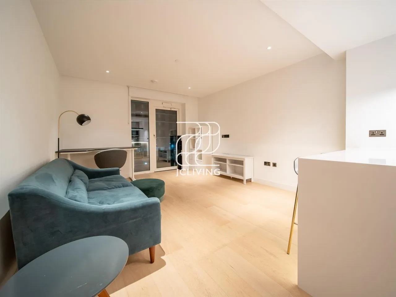 Fountain Park Way, London, W12, photo 6