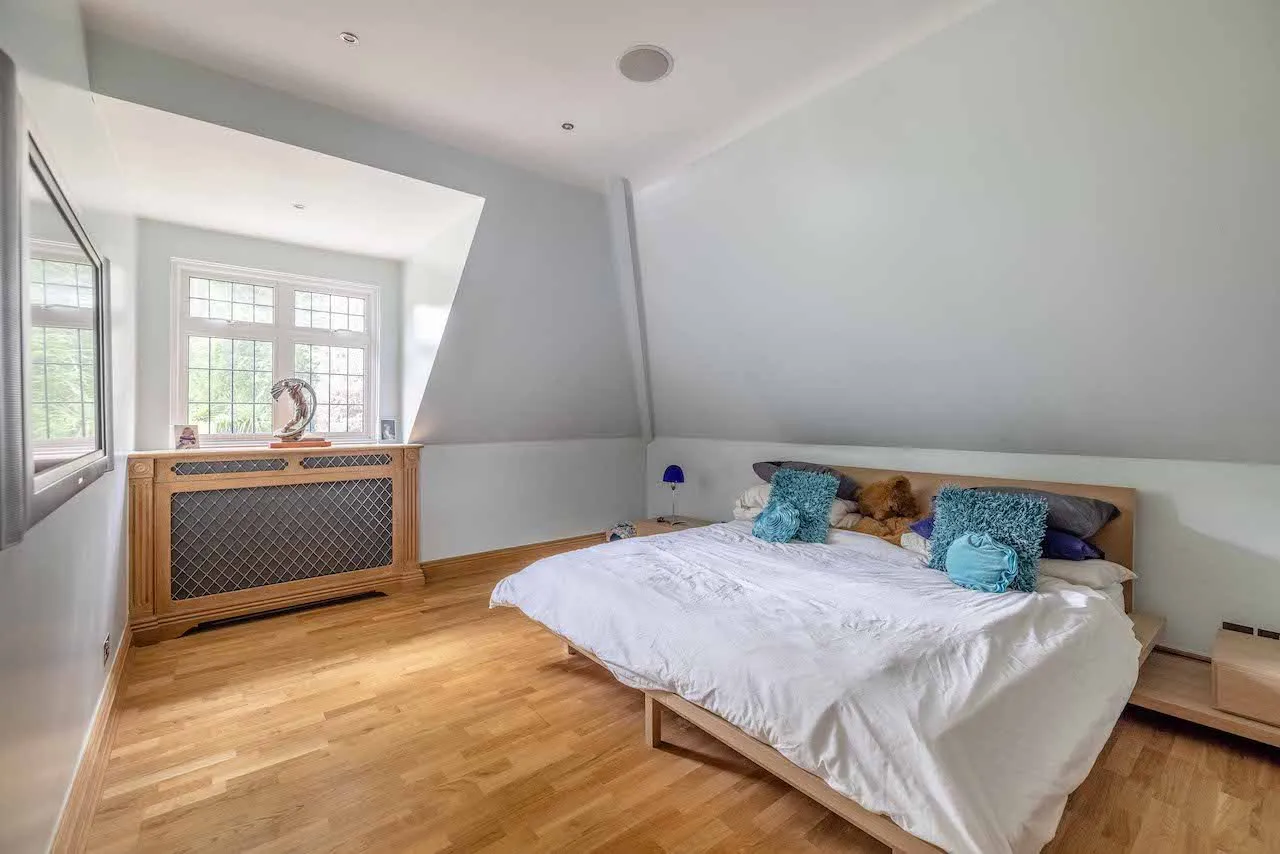 Fulmer Drive, Gerrards Cross, SL9, photo 11