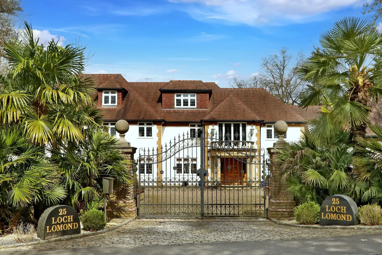 Fulmer Drive, Gerrards Cross, SL9, photo 6