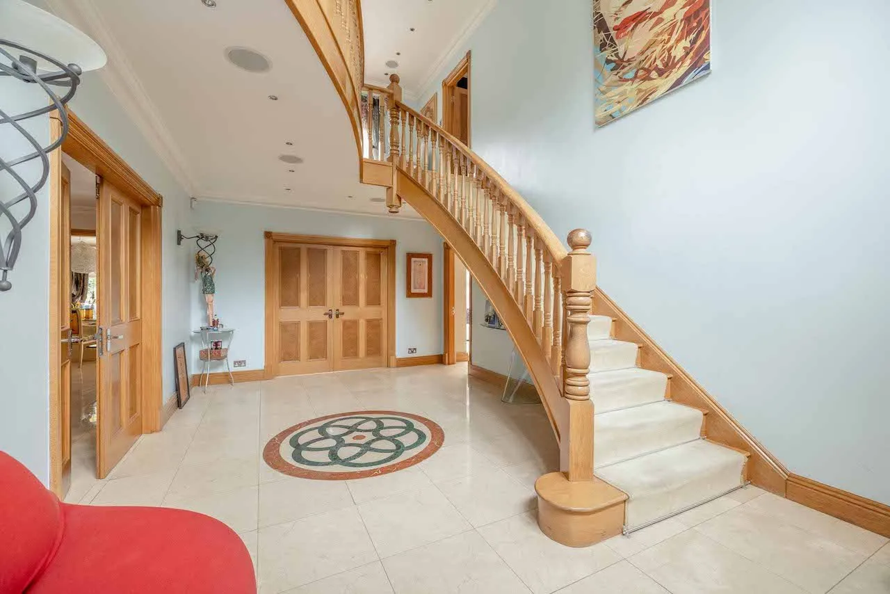 Fulmer Drive, Gerrards Cross, SL9, photo 9