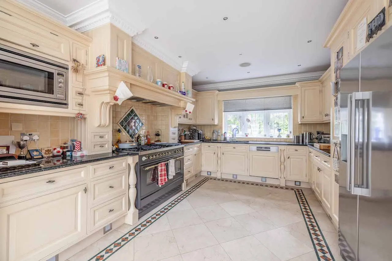 Fulmer Drive, Gerrards Cross, SL9, photo 14