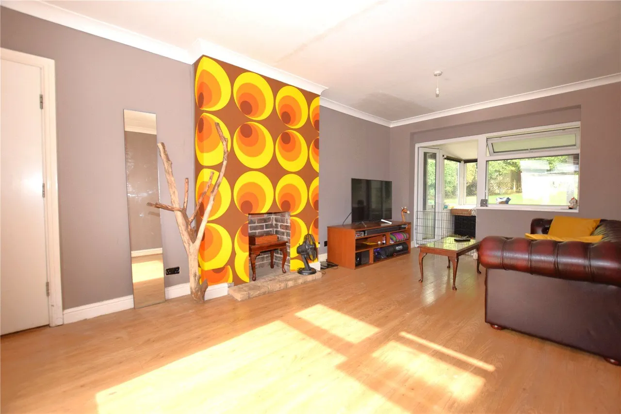 Ramshead Drive, Seacroft, LS14, photo 2