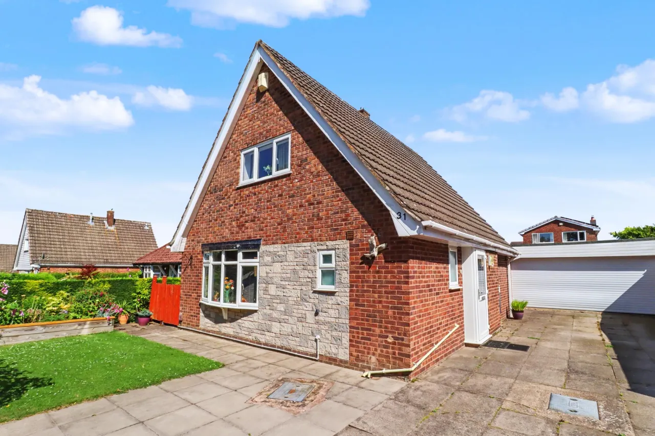 2 bed property for sale, Stirchley Road, Telford