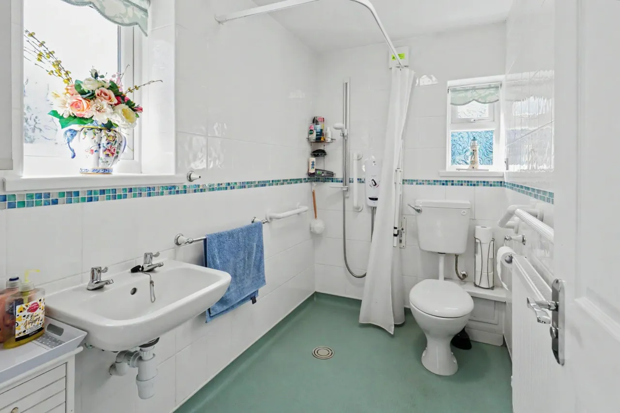 Stirchley Road, Telford, photo 34
