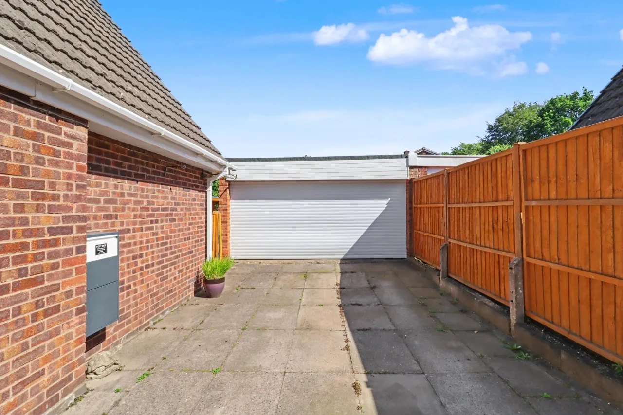 Stirchley Road, Telford, photo 5