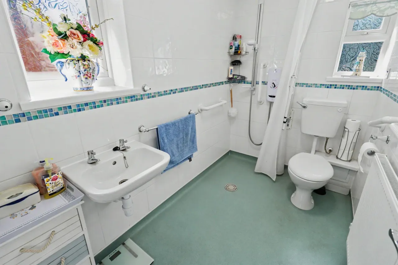 Stirchley Road, Telford, photo 35