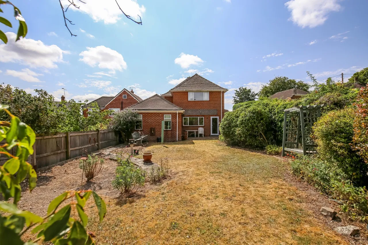 Godley Road, Harnham, Salisbury, Wiltshire, SP2 8EQ, photo 15